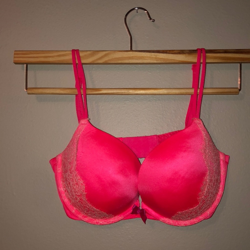 Victoria’s Secret Very Sexy Push Up Bra